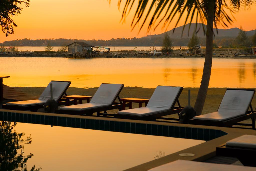 Cyana Resort Wok Tum エクステリア 写真